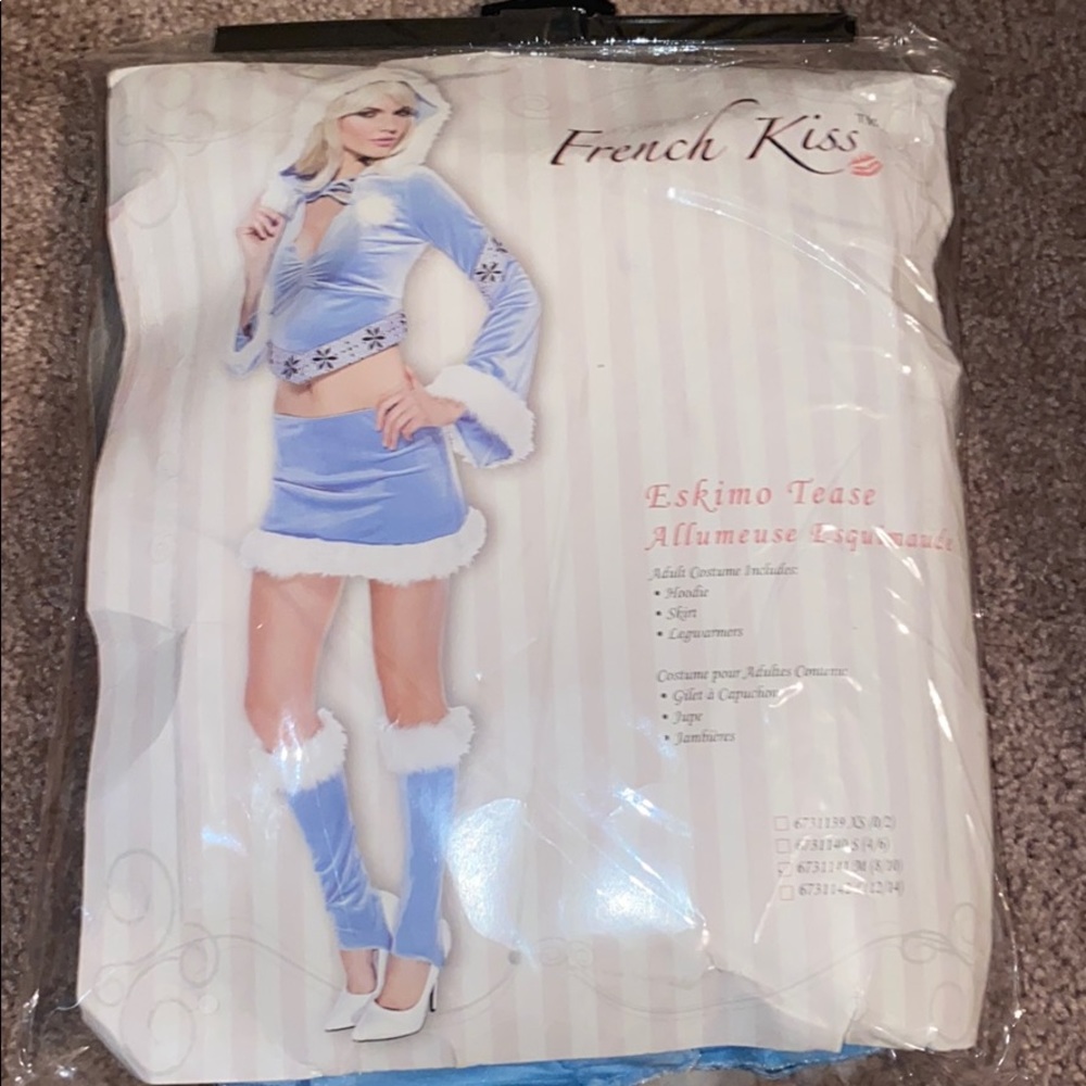 Eskimo frozen costume size M NWT